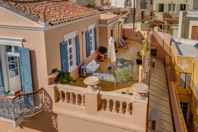 Town house for sale in Enetikon, Syros - Ermoupoli, Syros, Cyclade Islands, South Aegean, Greece