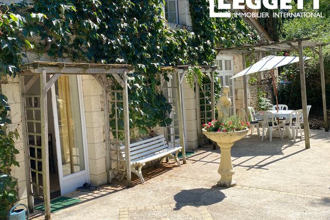 Villa for sale in Ribérac, Dordogne, Nouvelle-Aquitaine