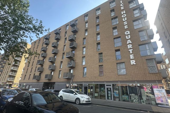 Flat for sale in Ice House Quarter, Abbey Road, Barking