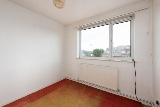 Flat for sale in Wheatley Road, Whitstable