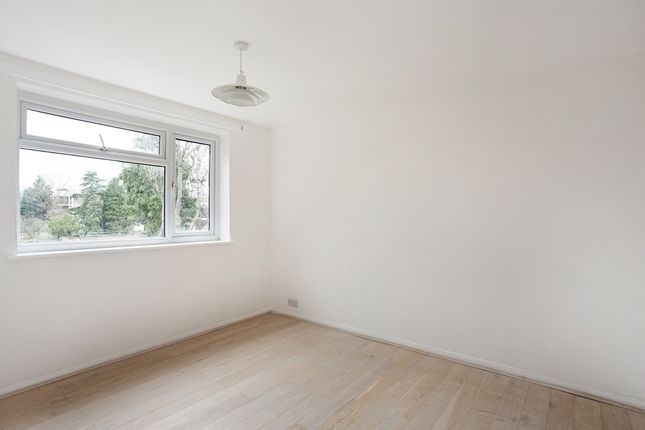 Flat for sale in Hurley House, 70 Broom Road, Teddington