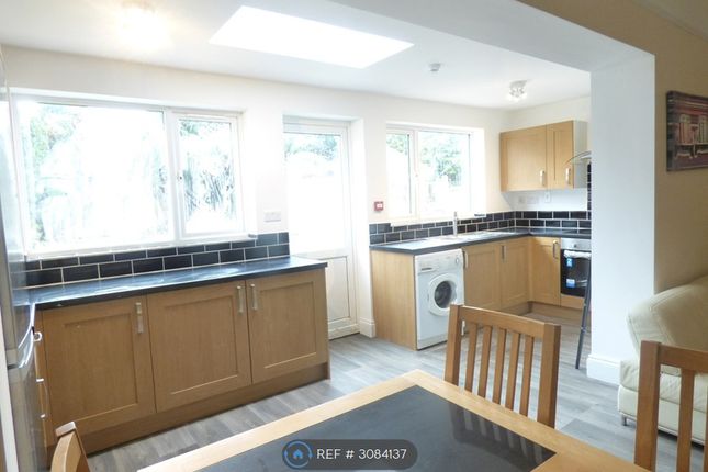 Student House, Bournemouth photo 2