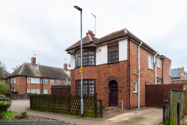 Thumbnail Detached house for sale in Broadway, Peterborough