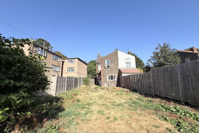 75, New Bedford Road, Luton photo 4