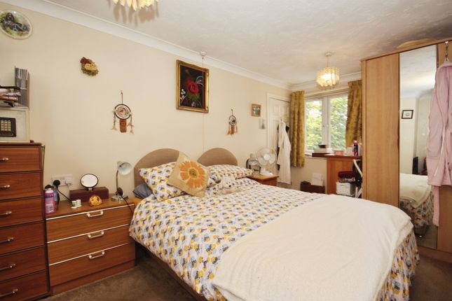 Apartment 45, Montgomery Court, Coventry Road, Warwick photo 4