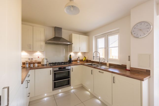 38, Cowdenfoot Gardens, Dalkeith photo 2