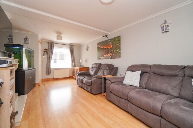 24, Auchnacraig Road, Clydebank photo 4