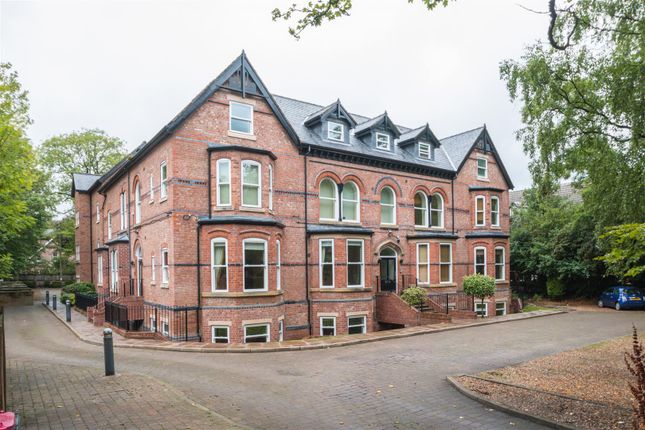 Flat to rent in Brentwood Court, Sandwich Road, Ellesmere Park