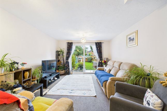21, Pirton Meadow, Gloucester photo 2