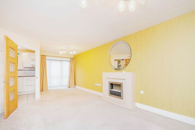 Flat 3, Turner House,, St. Margarets Way, West Sussex photo 3