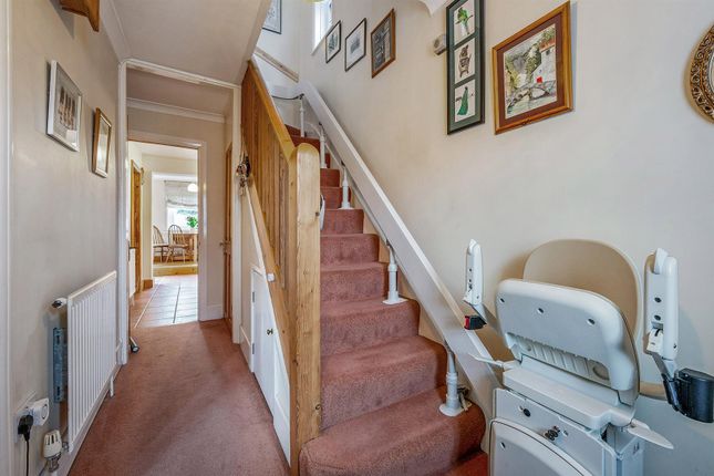 3, Rooksbury Road, Andover photo 3