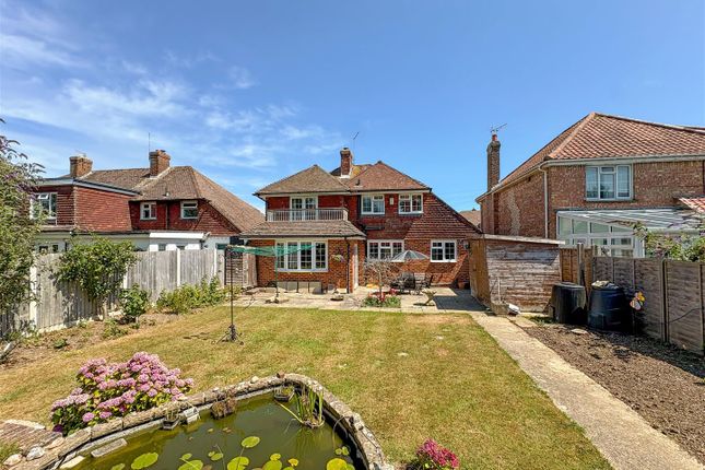 64, St. Marys Close, Littlehampton photo 2
