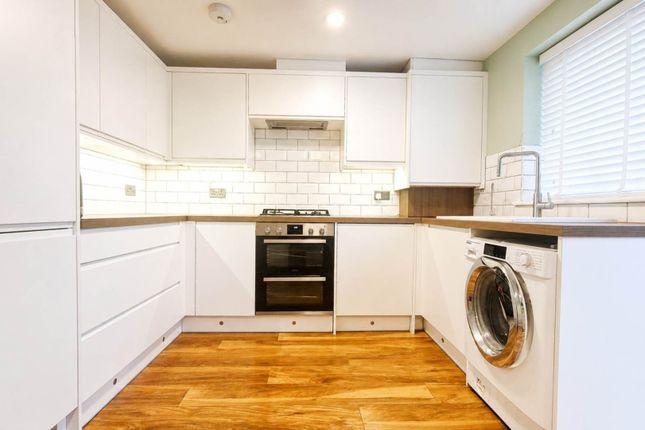 96, Butely Road, Luton photo 5
