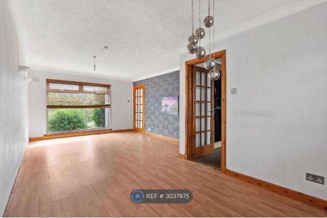 Harvie Avenue, Newton Mearns, Glasgow photo 2