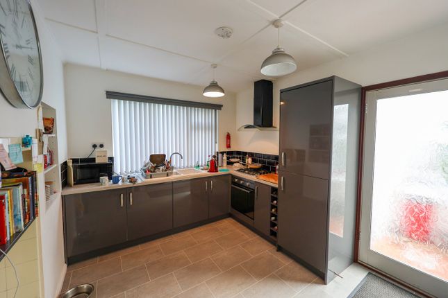 40, Eastcliffe Road, PAR photo 3