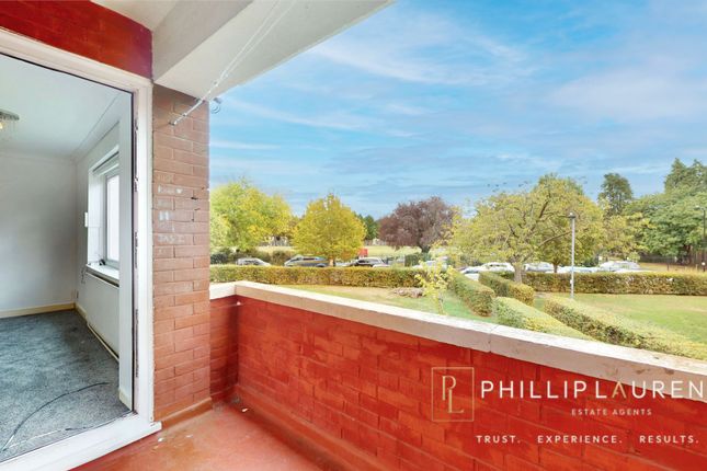 91 Cranleigh Gardens, Southall photo 4