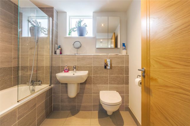 Town house for sale in Cooperage Lane, Southville, Bristol