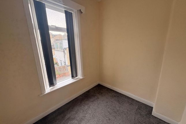 14, GREEN TOP STREET, BRADFORD photo 4