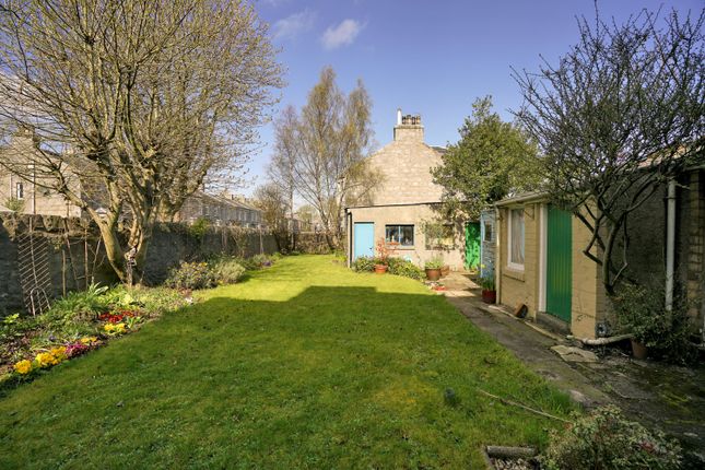 162, Mid Stocket Road, Aberdeen photo 3