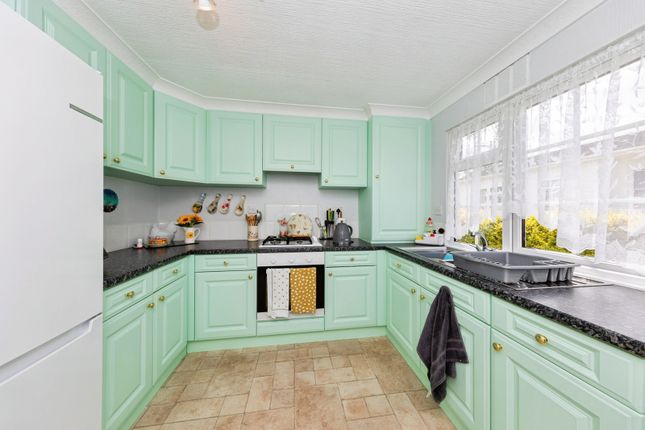 31, Towy View Park, Llangunnor photo 2