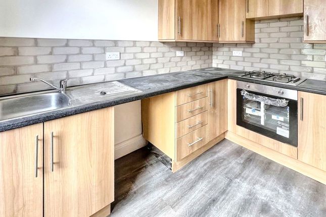 8, Clarabad Terrace, Newcastle upon Tyne photo 2