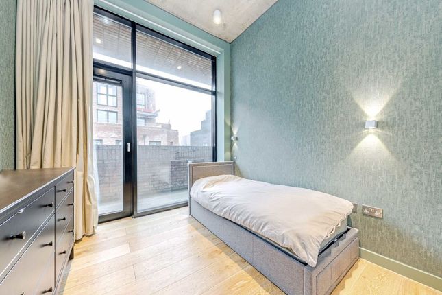 Flat for sale in Railway Arches, Mentmore Terrace, London