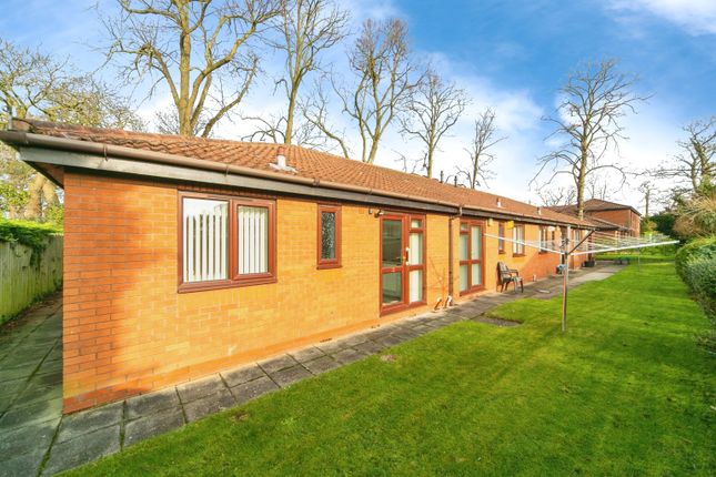 12, Bridle Park, Wirral photo 3