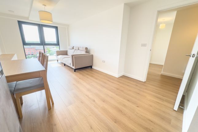 Flat to rent in Victoria Riverside, Atkinson Street, Leeds