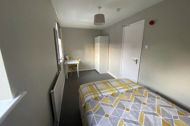 Thumbnail Flat to rent in Room 3, Denison Street, Nottingham