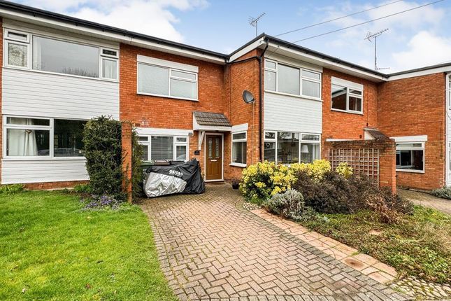 Thumbnail Terraced house to rent in Wells Close, Harpenden