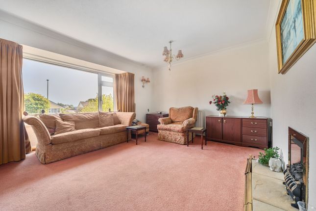 23, Bishops Avenue, Teignmouth photo 3