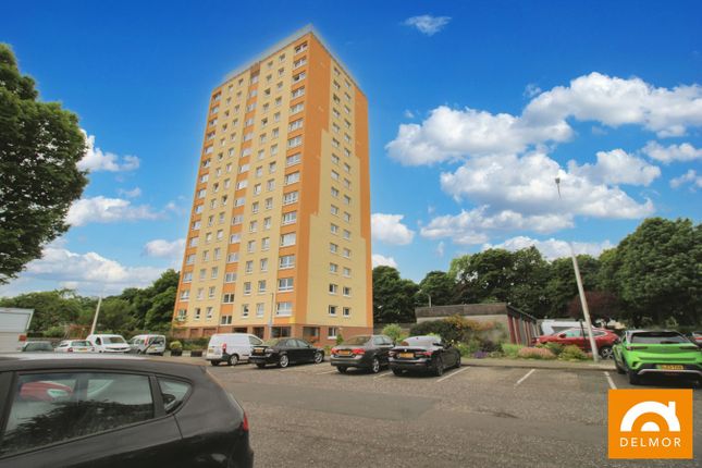Thumbnail Flat for sale in Raeburn Heights, Glenrothes