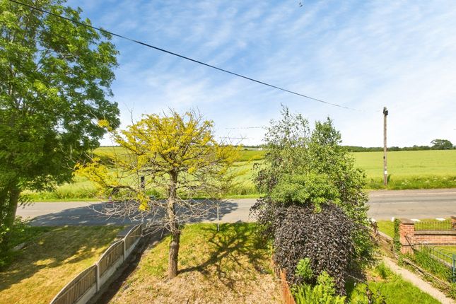 3, Chellaston Cottages, Weston-On-Trent photo 2