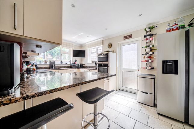 2, Green Farm Close, Orpington photo 4
