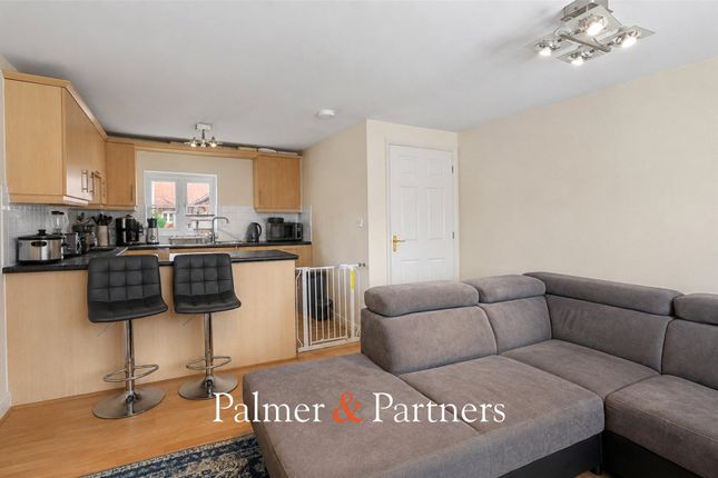 10, Memnon Court, Essex photo 4