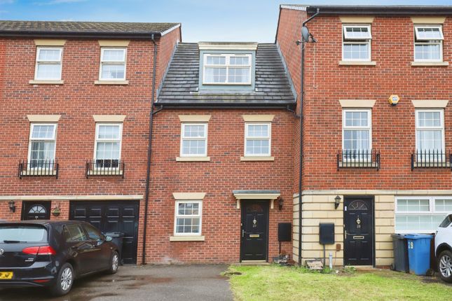 Thumbnail Town house for sale in Robinson Avenue, Sheffield