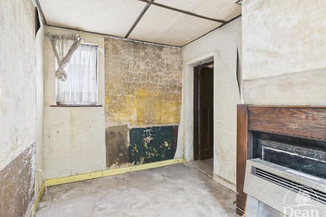 18a, Valley Road, Cinderford photo 4