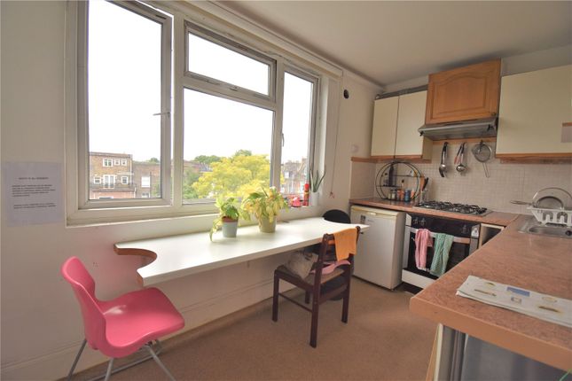 Room J, 5, Coleridge Road, London photo 4