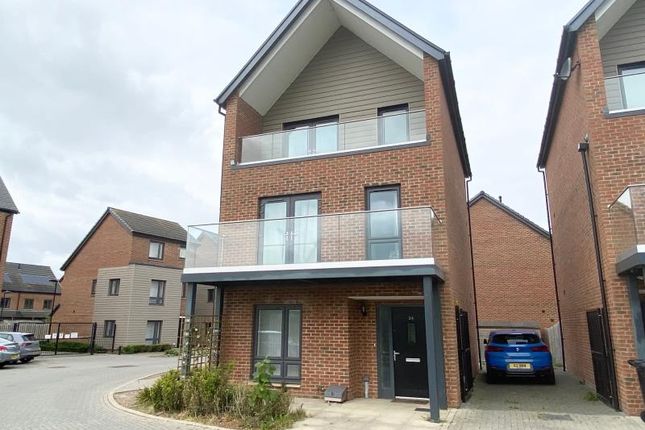 Thumbnail Property to rent in Jelley Way, Woking