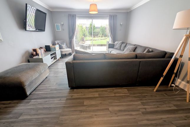 6, Birch Road, Cumbernauld photo 4
