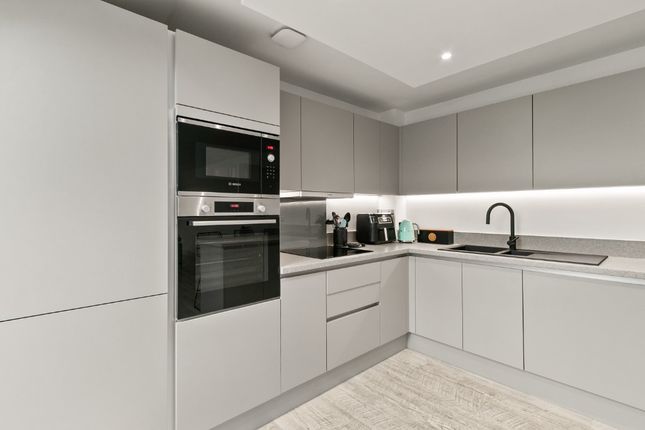 Flat 2/2, 13, Carrochan Gardens, West Dunbartonshire photo 5