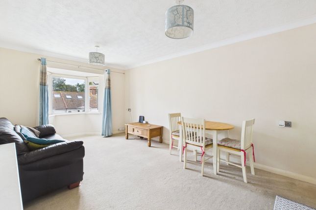 Kings Hall,Flat 206, Park Road, Worthing photo 3