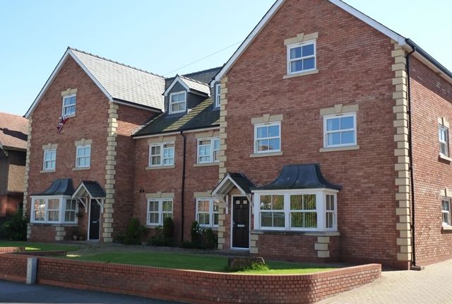 Thumbnail Flat to rent in Westbrook Court, Bromyard Road, St Johns, Worcester