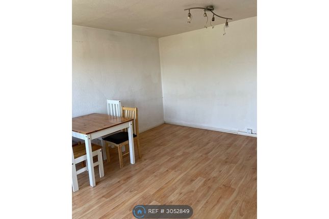 Flat, Glastonbury House Wantage Road, London photo 4