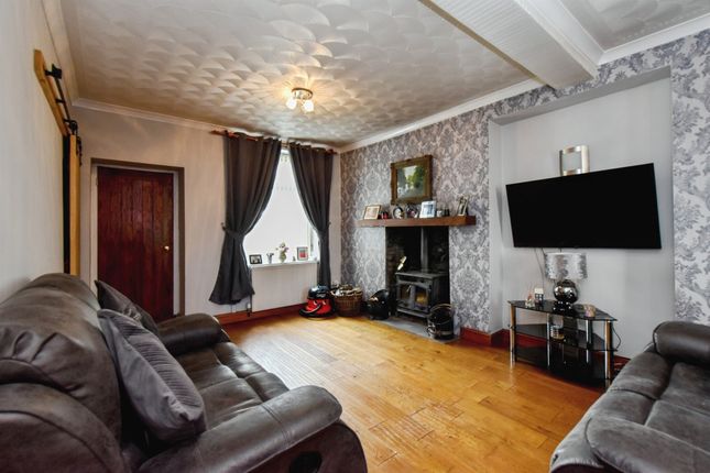 5, Williams Terrace, TREHARRIS photo 2