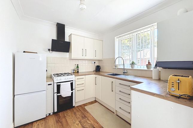 14, Station Court, Hornsea photo 4