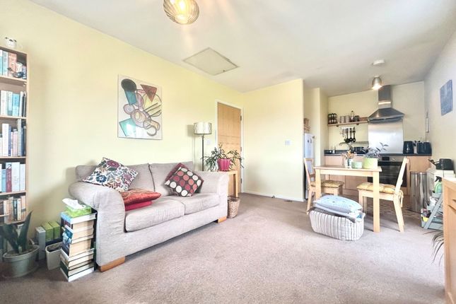 154, Attingham Drive, Dudley photo 2