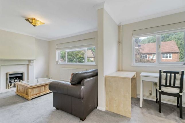 74A, ABERCORN ROAD, London photo 2