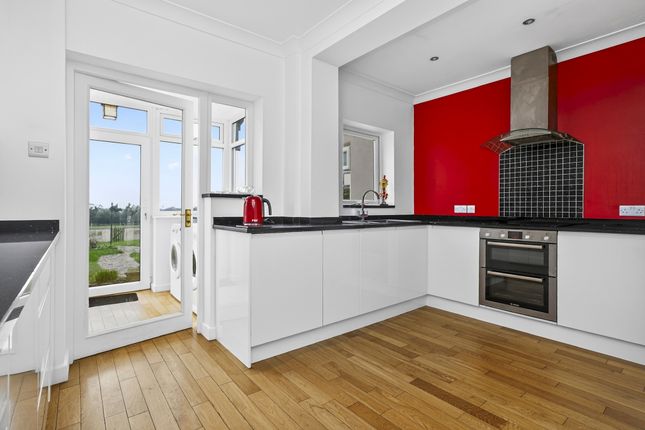 32, Nook Road, Leeds photo 4