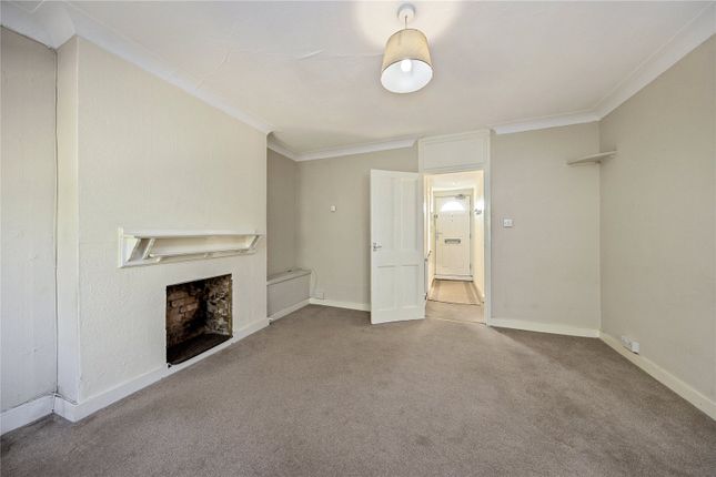 Flat 29 Ashleigh House,, Mortlake High Street, London photo 2